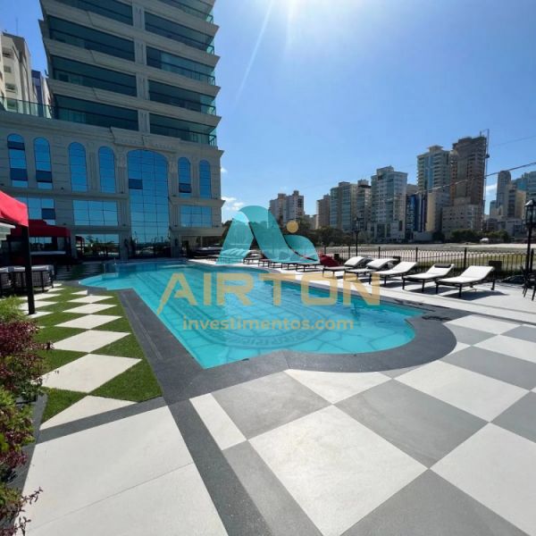 V4060 APARTAMENTA PARA VENDA FRENTE AO MAR EM MEIA