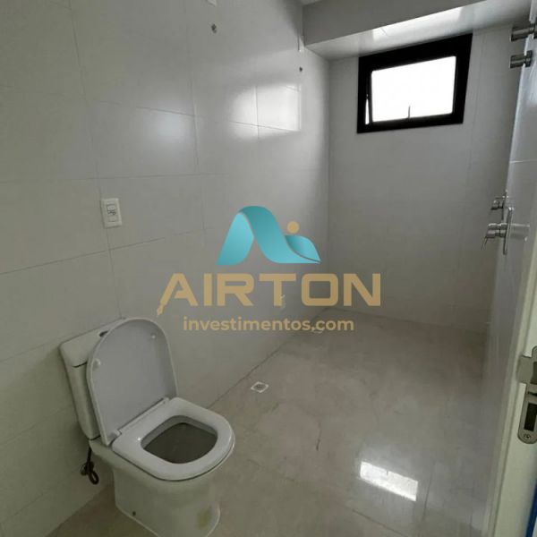 V4060 APARTAMENTA PARA VENDA FRENTE AO MAR EM MEIA