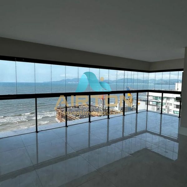 V4060 APARTAMENTA PARA VENDA FRENTE AO MAR EM MEIA