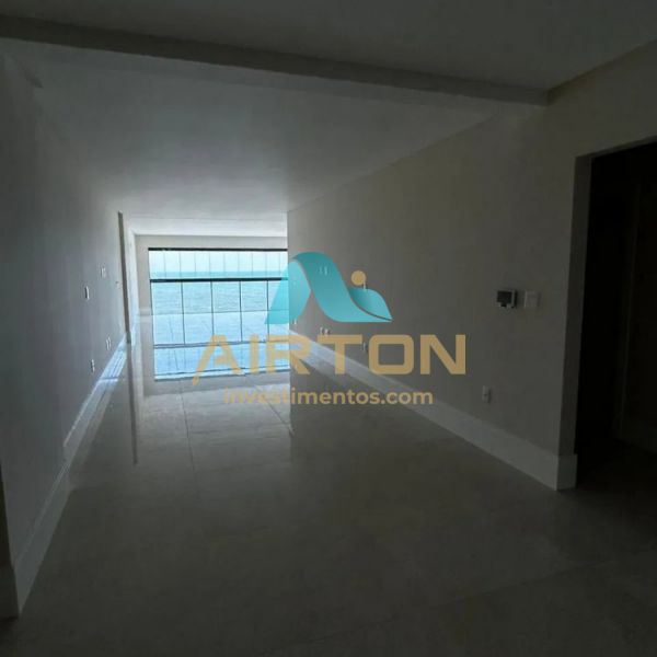 V4060 APARTAMENTA PARA VENDA FRENTE AO MAR EM MEIA