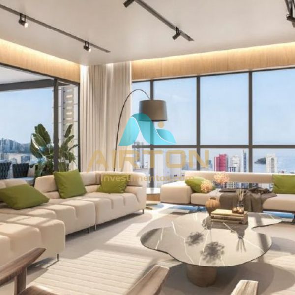 Cobertura com 4 sutes  venda , 252m - Centro - 