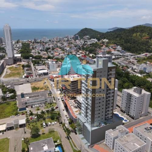 Apartamento com 2 quartos  venda , 67m - Praia B