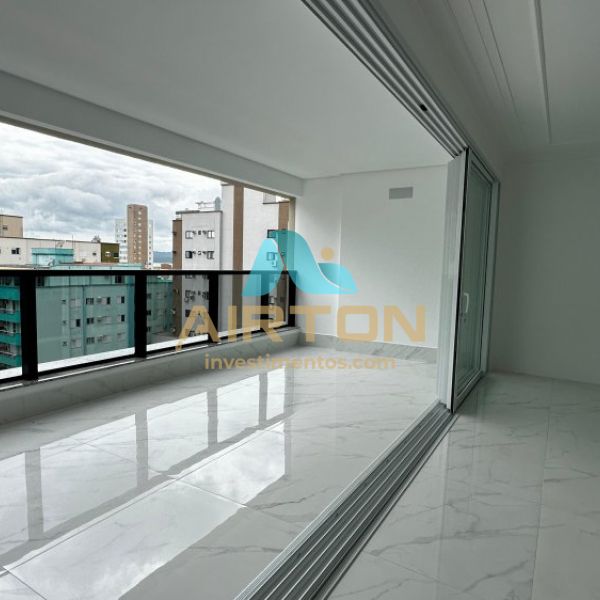 V4067 APARTAMENTO DIFERENCIAL PARA VENDA COM 4 SUI