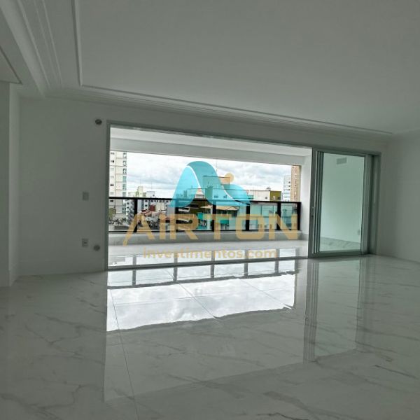 V4067 APARTAMENTO DIFERENCIAL PARA VENDA COM 4 SUI