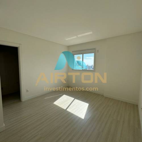 TE3001 APARTAMENTO COM TERRAO PARA VENDA EM MEIA 