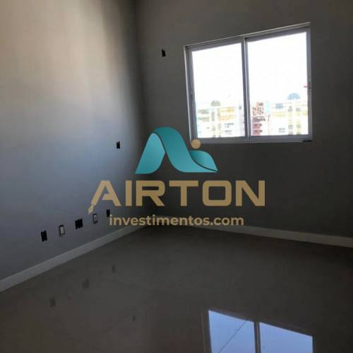 DULPEX PARA VENDA COM 5 SUITES, 300 MTS DO MAR ME 