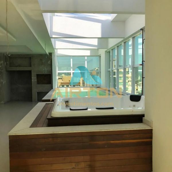 DULPEX PARA VENDA COM 5 SUITES, 300 MTS DO MAR ME 