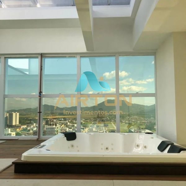 DULPEX PARA VENDA COM 5 SUITES, 300 MTS DO MAR ME 