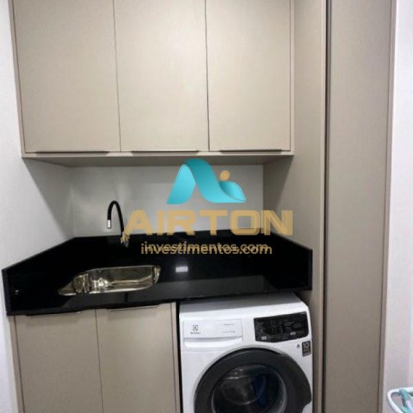 Apto a venda finamente mobiliado e decorado, 3 su�