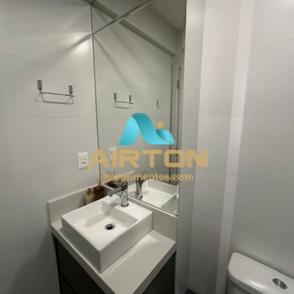 Apto a venda finamente mobiliado e decorado, 3 su�