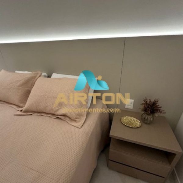 Apto a venda finamente mobiliado e decorado, 3 su�