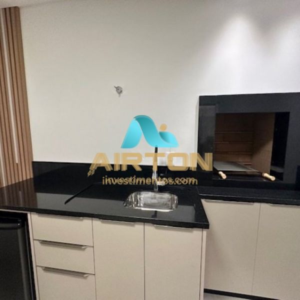 Apto a venda finamente mobiliado e decorado, 3 su�