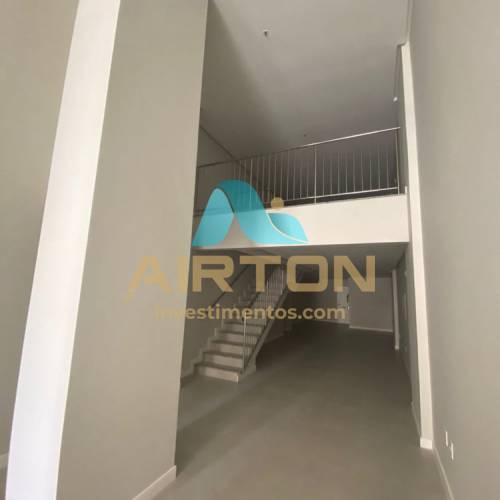 SC0003 SALA COMERCIAL COM 160M, 200 MTS DO MAR EM