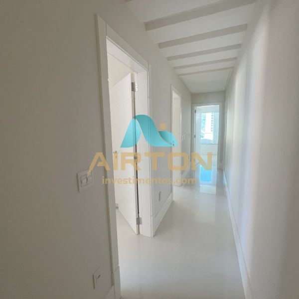 V4077 IMVEL PARA VENDA FRENTE MAR COM 4 SUITES EM