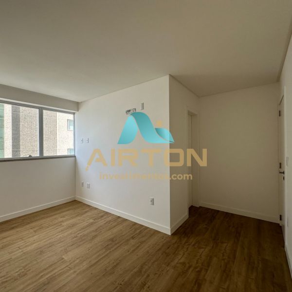 DUPLEX PARA VENDA 50 MTS DO MAR EM MEIA PRAIA - IT