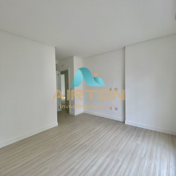 TE3002 APARTAMENTO COM TERRA�O PARA VENDA, 200 MTS