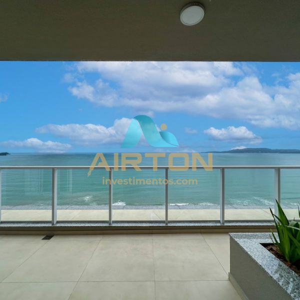 TE3003 IMOVEL PARA VENDA COM TERRA�O, FRENTE MAR E