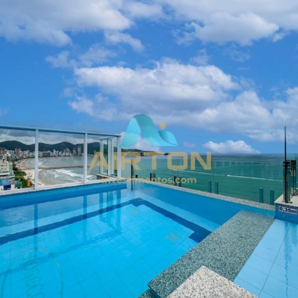 TE3003 IMOVEL PARA VENDA COM TERRA�O, FRENTE MAR E