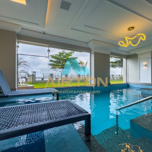 TE3003 IMOVEL PARA VENDA COM TERRA�O, FRENTE MAR E