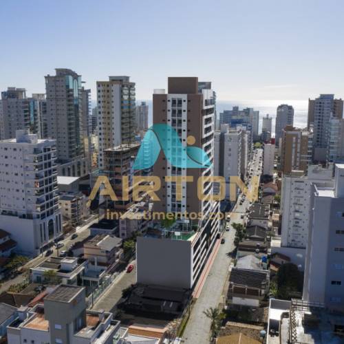 V3241 IMVEL  VENDA COM 3 SUITES, 500 MTS DO MAR 