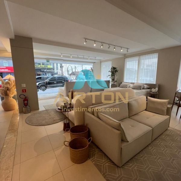 SC0013 SALA COMERCIAL, TEM 120M COM LAVABO EM CAS