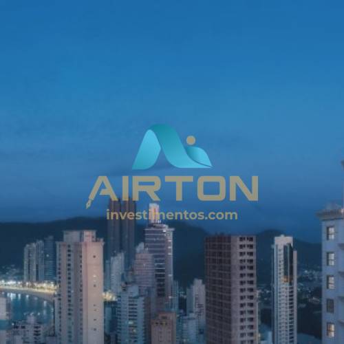 Cobertura com 4 sutes  venda , 292m - Centro - 