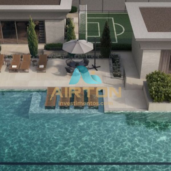 Cobertura com 4 sutes  venda , 292m - Centro - 