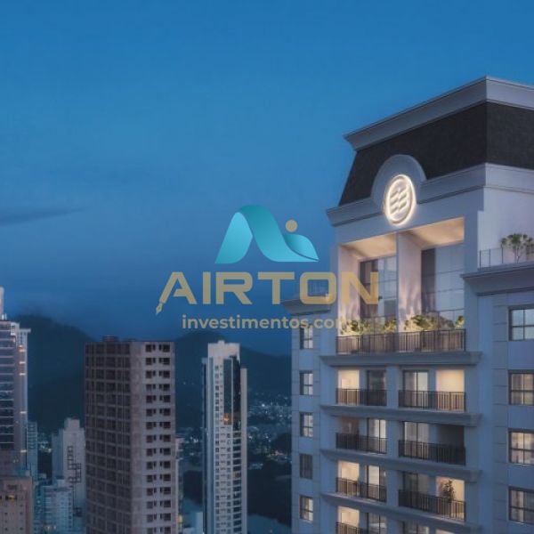 Cobertura com 4 sutes  venda , 292m - Centro - 