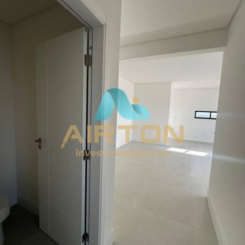 V2084 IMVEL PARA VENDA COM 2 SUITES, 550 MTS DO M