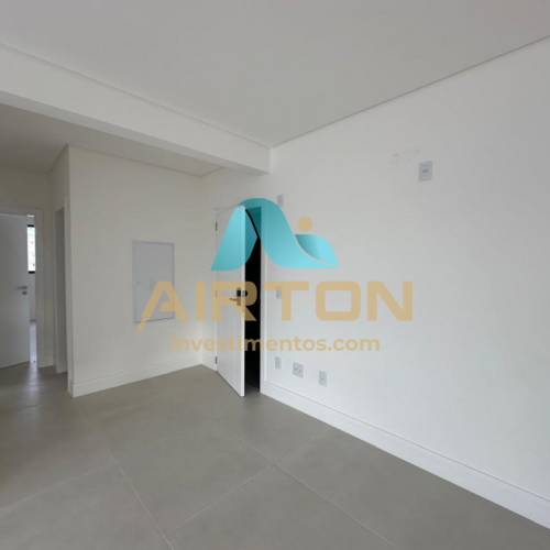 V2084 IMVEL PARA VENDA COM 2 SUITES, 550 MTS DO M