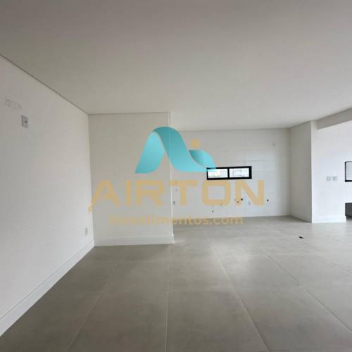 V2084 IMVEL PARA VENDA COM 2 SUITES, 550 MTS DO M