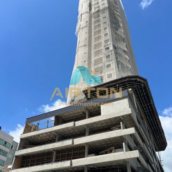 LA3079 IMVEL LANAMENTO COM 3 SUITES, 700 MTS DO 