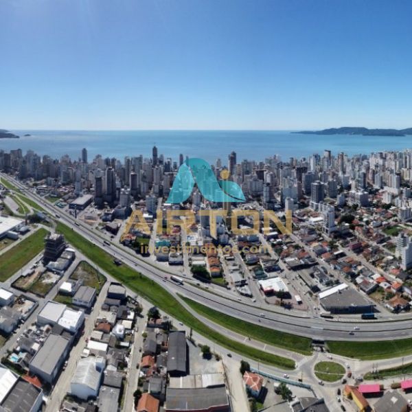 LA3082 IMVEL LANAMENTO COM 3 SUITES, 700 MTS DO 