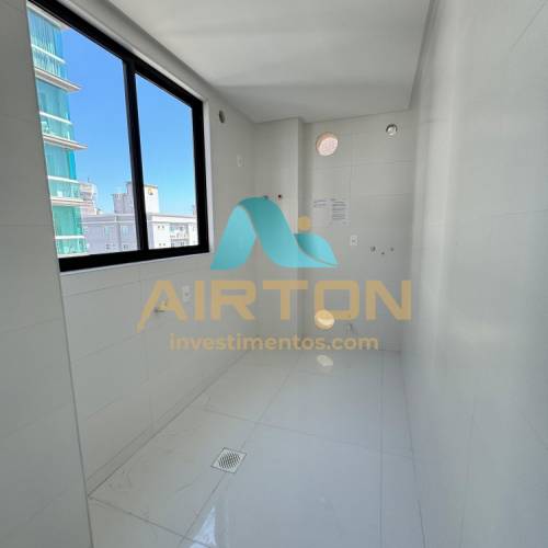 V4091 IMVEL PARA VENDA COM 4 SUITES, 500 MTS DO M