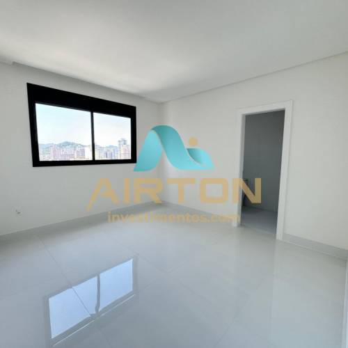 V4091 IMVEL PARA VENDA COM 4 SUITES, 500 MTS DO M