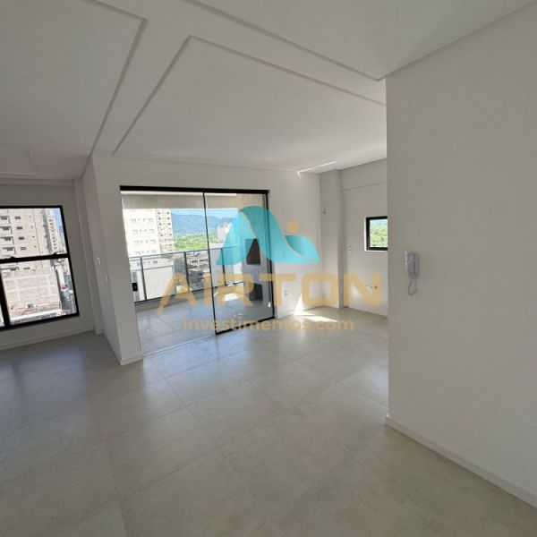 V3194 IM�VEL PARA VENDA COM 3 SUITES, 700 MTS DO M