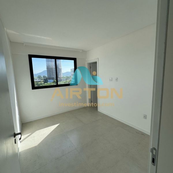 V3194 IM�VEL PARA VENDA COM 3 SUITES, 700 MTS DO M