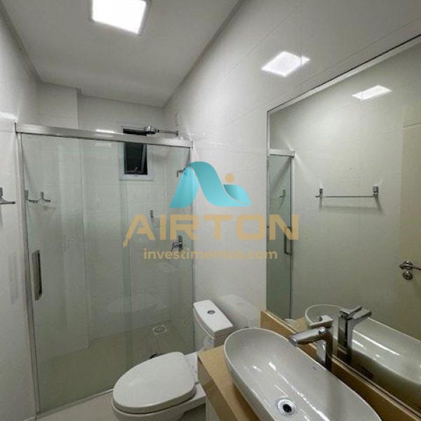 V4092 IM�VEL MOBILIADO PARA VENDA COM 4 SUITES, QU