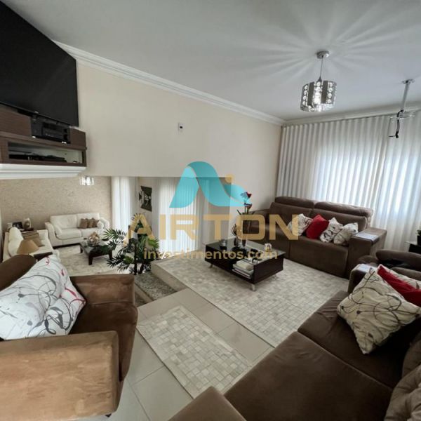 CC3000 CASA MOBILIADA PARA VENDA, 700 MTS DO MAR E