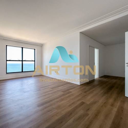 TR5000 TRIPLEX PARA VENDA COM 4 SUITES+ DEP EMPR, 