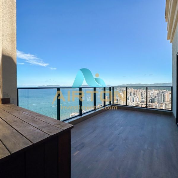 TR5000 TRIPLEX PARA VENDA COM 4 SUITES+ DEP EMPR, 