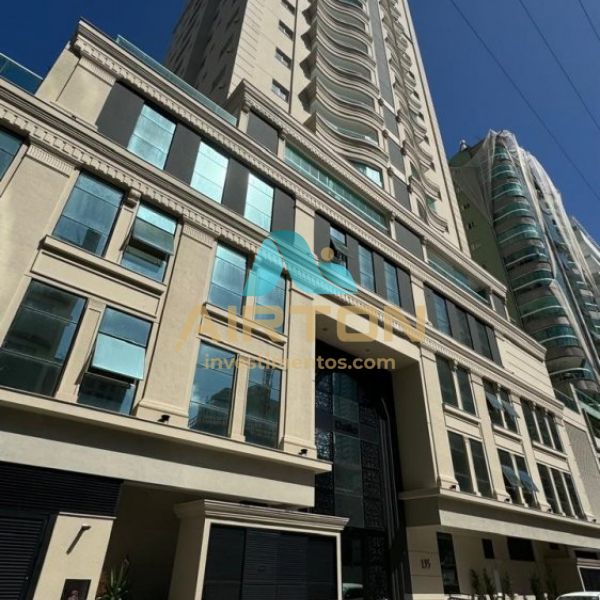 V4099 IMVEL PARA VENDA COM 4 SUITES, VISTA AO MAR