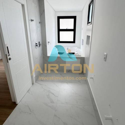 V4100 IMVEL PARA VENDA COM 4 SUITES, 200 MTS DO M
