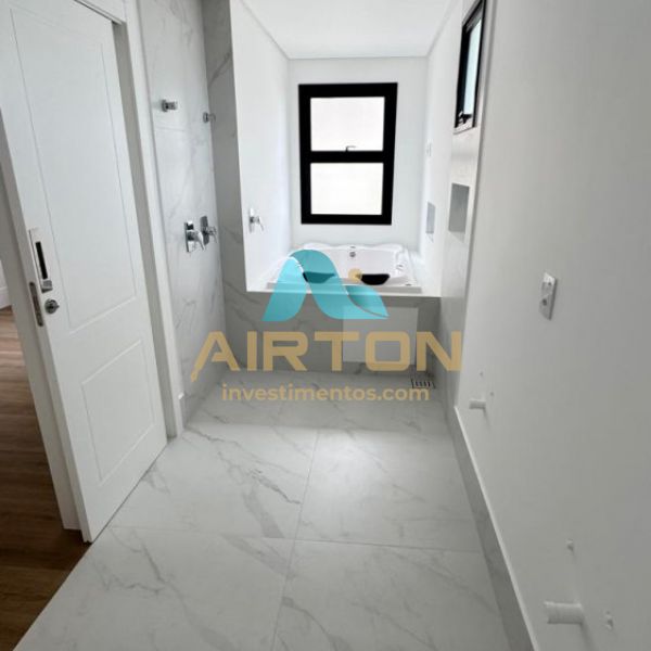 V4100 IMVEL PARA VENDA COM 4 SUITES, 200 MTS DO M