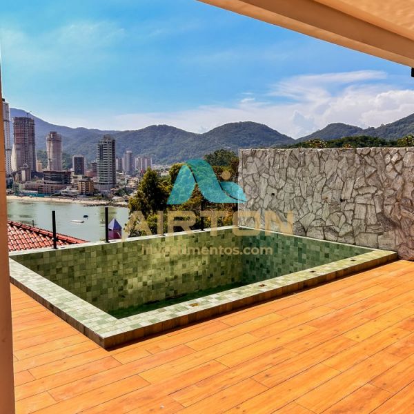 CC4001 CASA PARA VENDA COM 4 SUITES, PISCINA E VIS