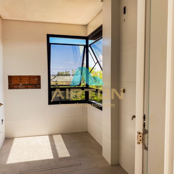 CC4001 CASA PARA VENDA COM 4 SUITES, PISCINA E VIS