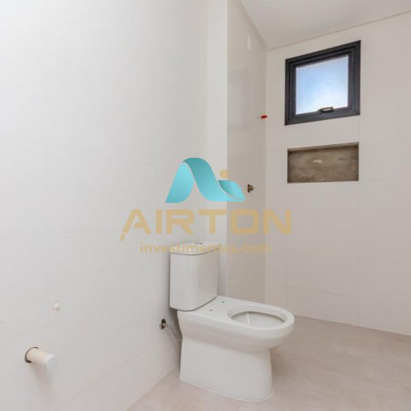 V3210 IM�VEL PARA VENDA COM 3 SUITES, 250 MTS DO M