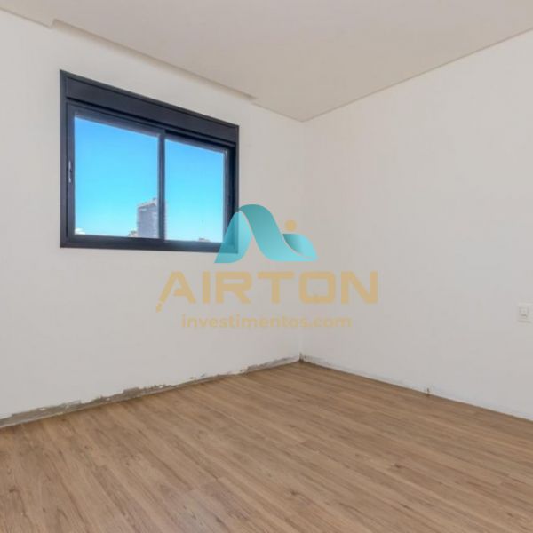 V3210 IM�VEL PARA VENDA COM 3 SUITES, 250 MTS DO M