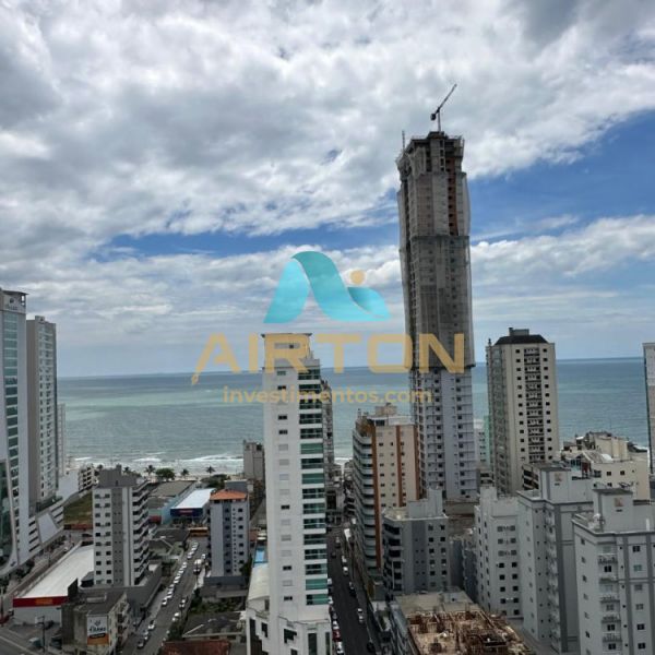 V2105 IM�VEL PARA VENDA COM VISTA AO MAR EM MORRET