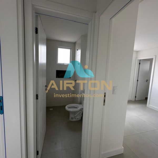 V2105 IM�VEL PARA VENDA COM VISTA AO MAR EM MORRET